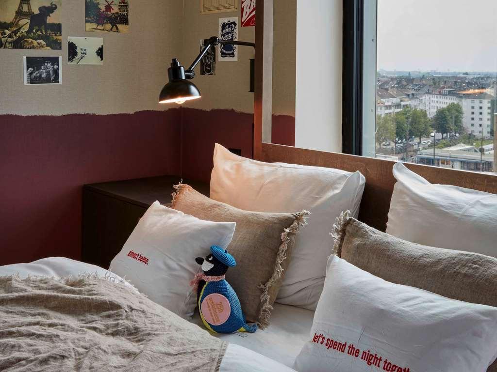 25Hours Hotel Das Tour Dusseldorf Bilik gambar