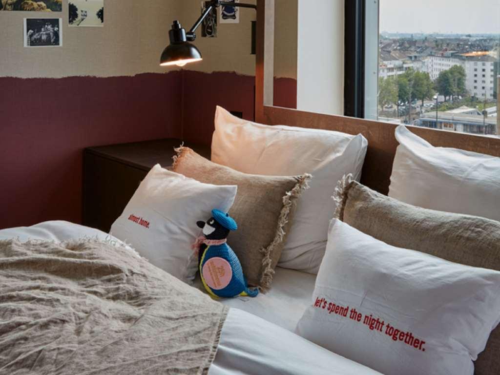 25Hours Hotel Das Tour Dusseldorf Bilik gambar
